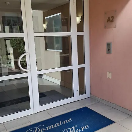 Grand Front De Climatise-piscine-parking- Juan Les Pins Apartman