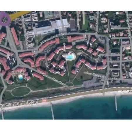 Grand Front De Climatise-piscine-parking- Juan Les Pins