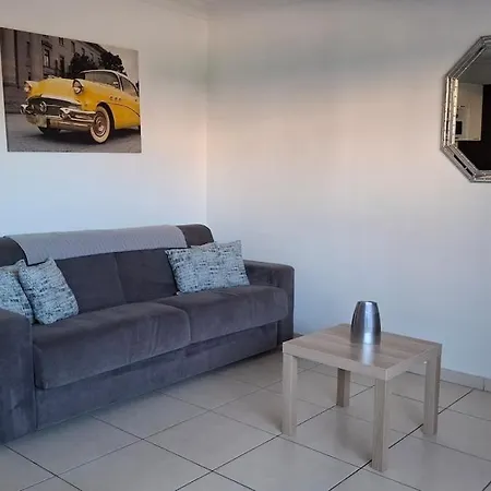 Appartamento Grand Front De Climatisé-piscine-parking- Juan Les Pins