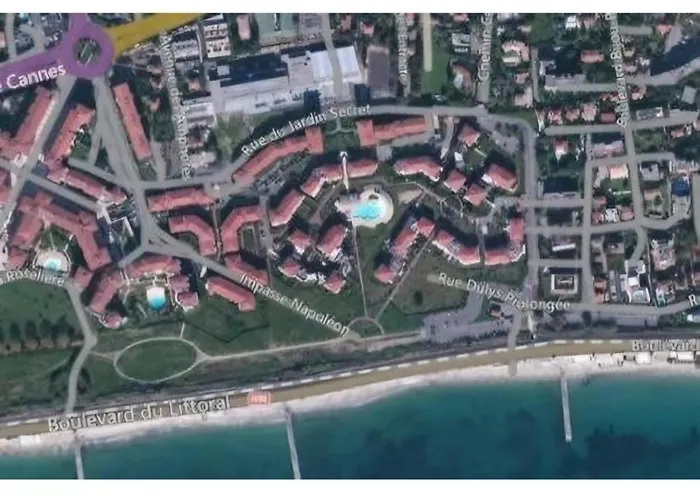Grand Front De Climatise-piscine-parking- Juan Les Pins